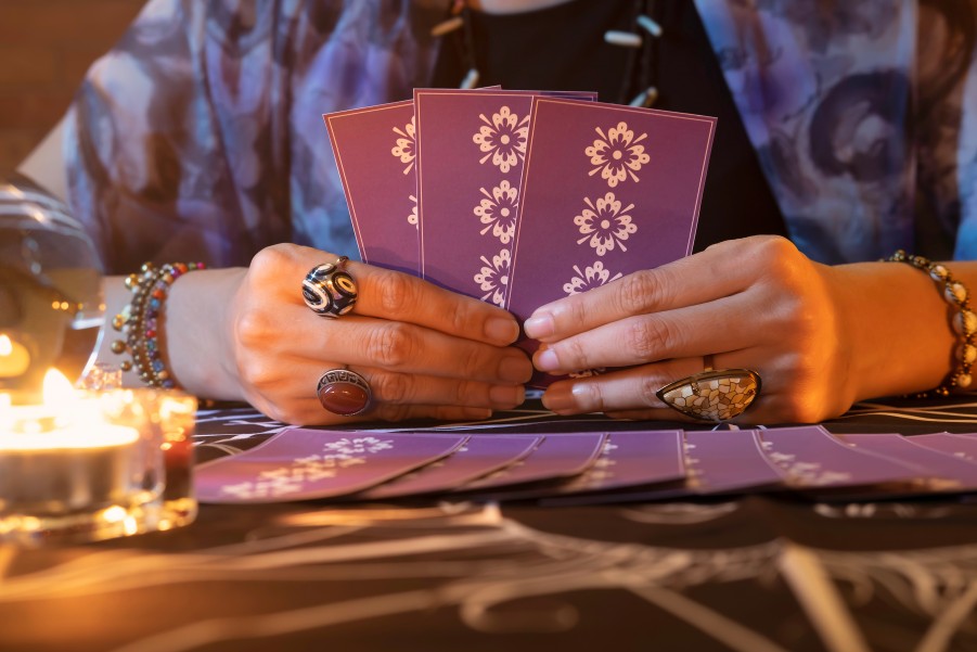 Tarot gitan - une autre manière de découvrir votre avenir